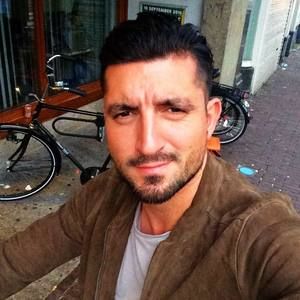 Meet your Posher, Sinan uğur